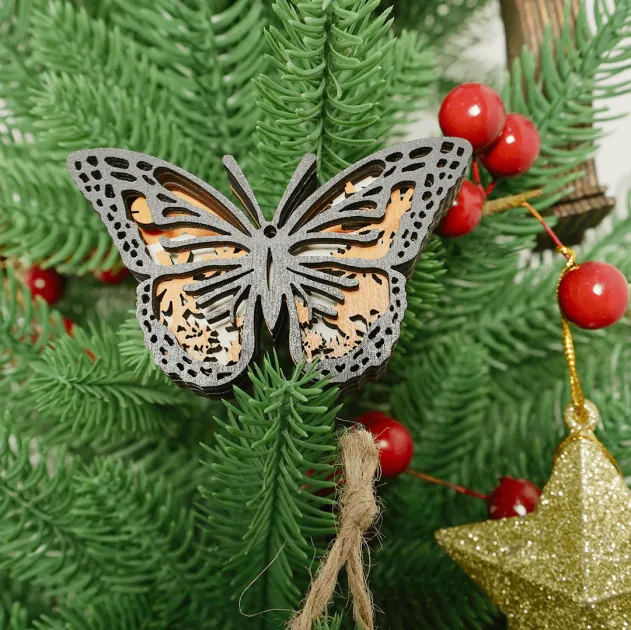 HOT SALE🔥-Monarch butterfly 3D Wooden Ornament